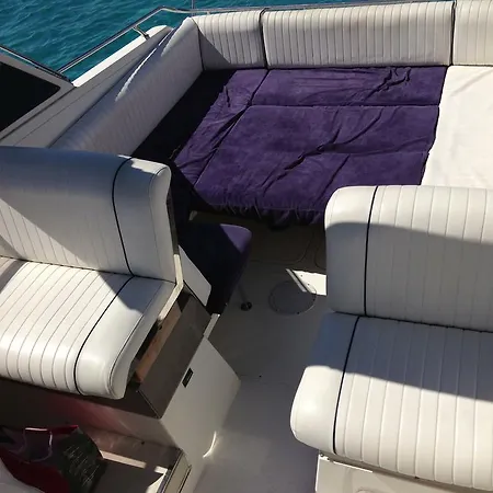 Botel Boat Sunseeker
