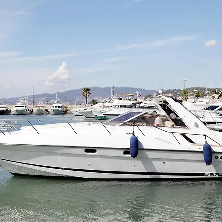 Boat Sunseeker Botel Cannes