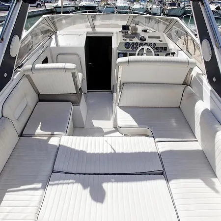 Botel Boat Sunseeker 5*